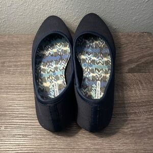 SKECHERS Memory Foam Lightweight  Navy Blue  Flats Size 8.5